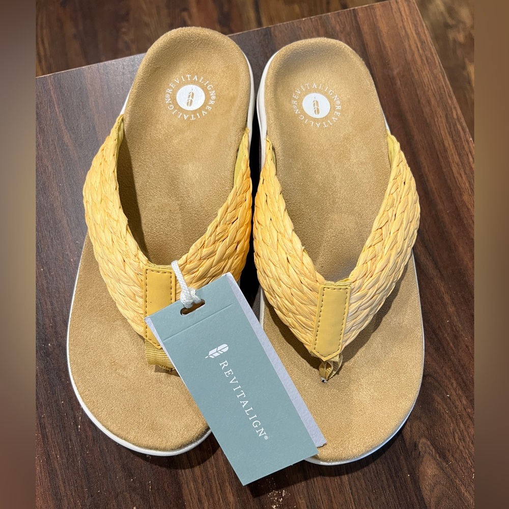 Revitalign Yellow Tan Sandals with Woven Straps- Yumi Raffa - NWT